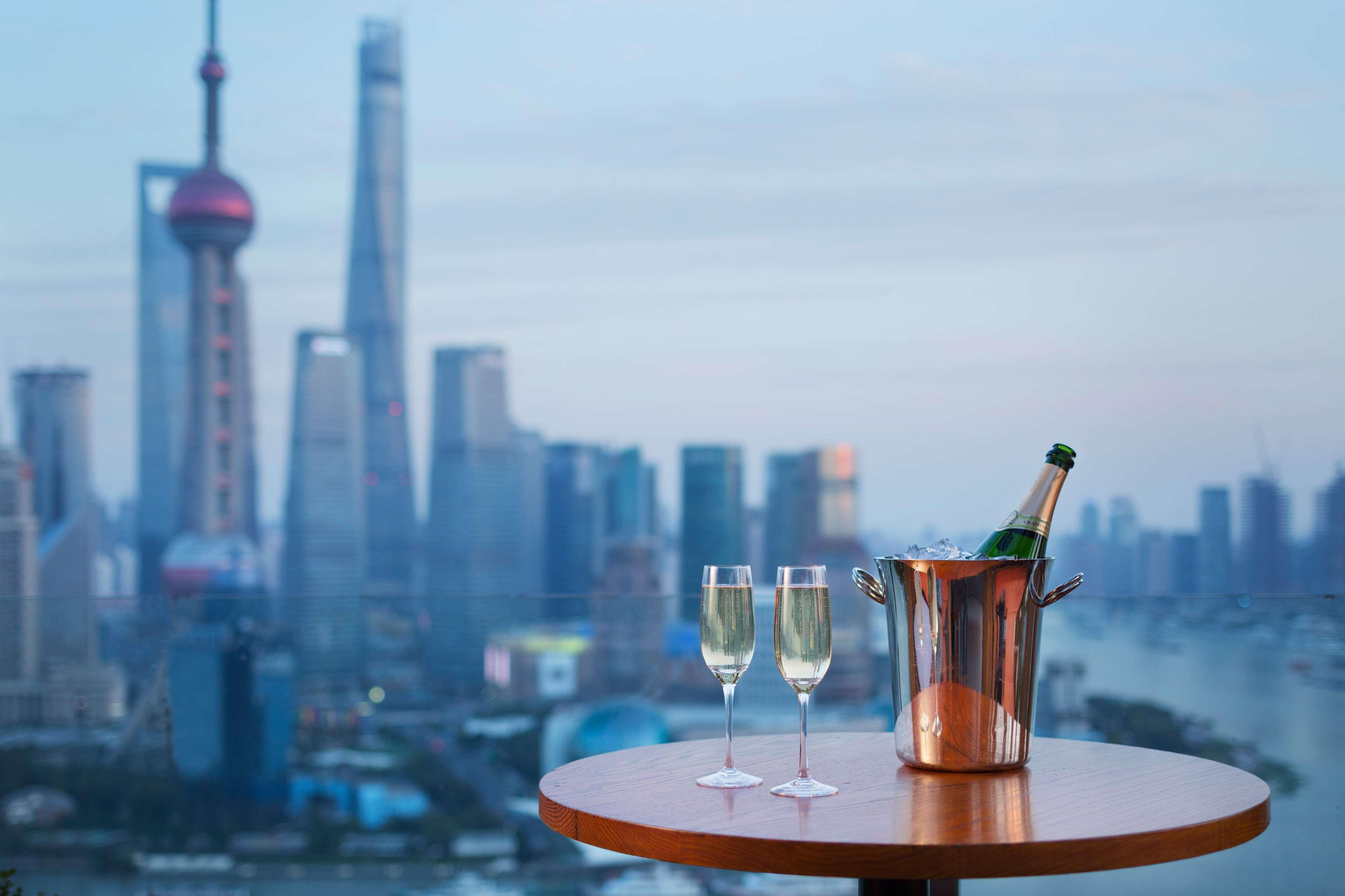 Hyatt On The Bund - A Grand Hyatt Hotel, Centrally Located At Huangpu River Banks In Downtown Hotel